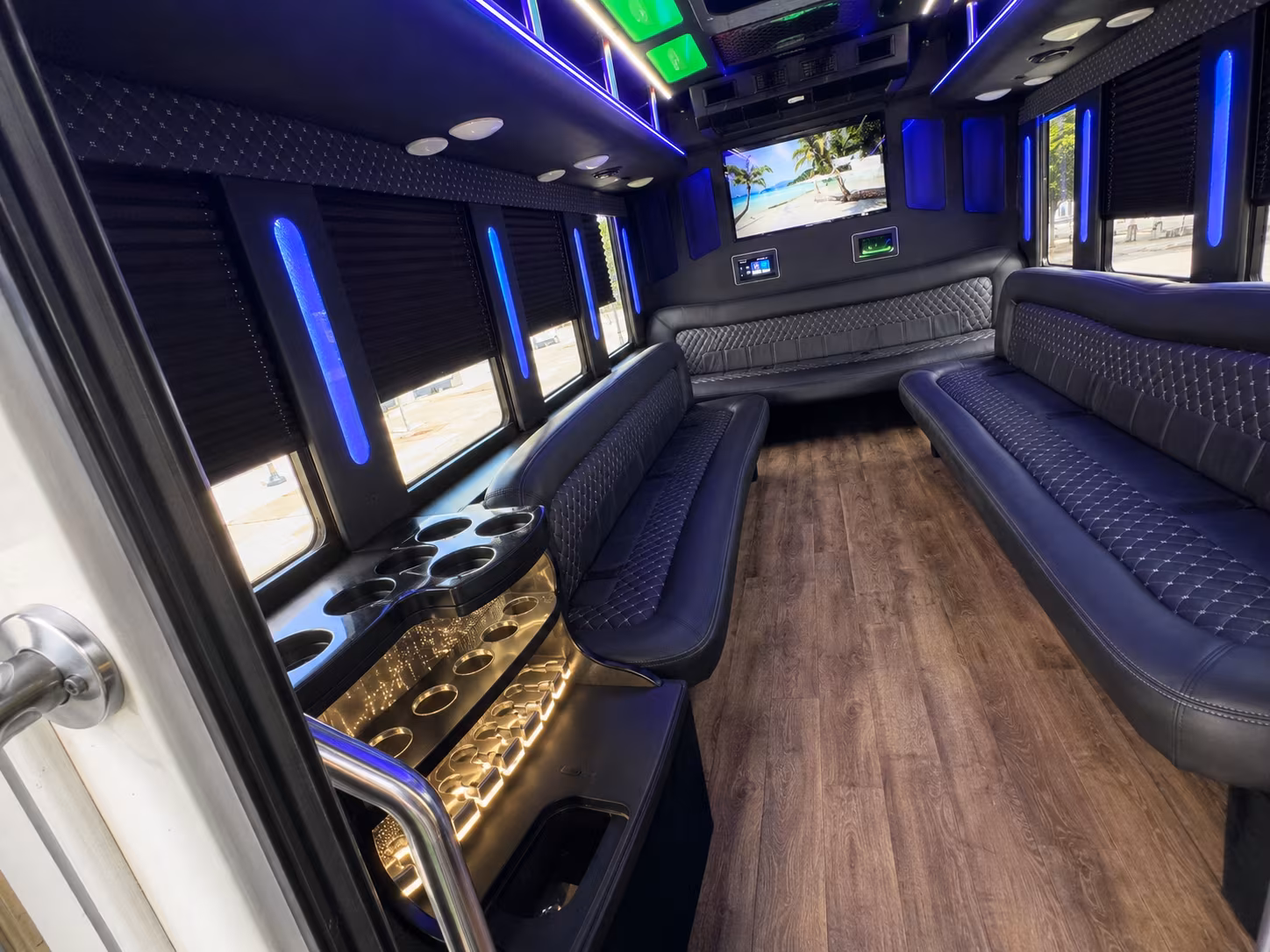 Tampa Homecoming & Prom Party Bus Rentals